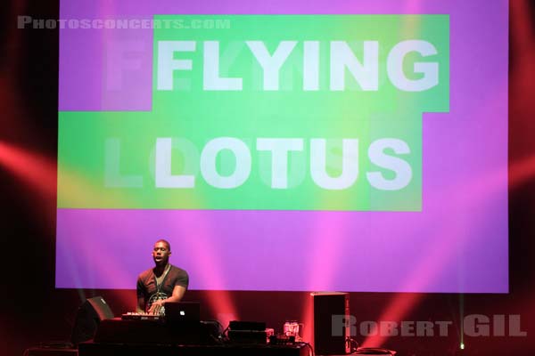 FLYING LOTUS - 2012-05-25 - PARIS - Espace Charlie Parker - Grande Halle - 